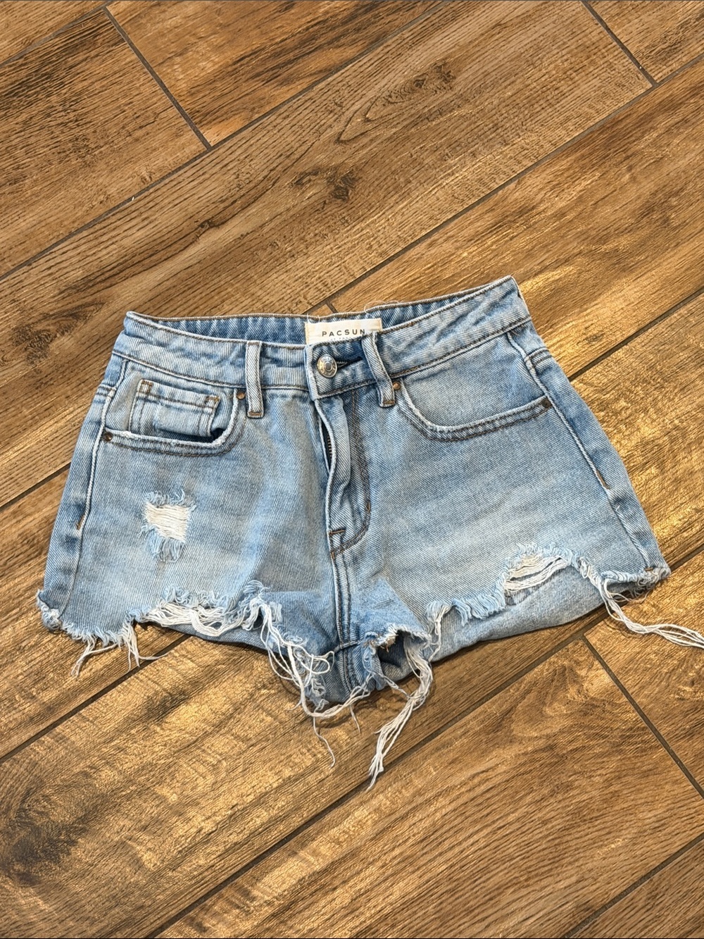 PacSun High-Rise Distressed Denim Shorts – Size 22 (2” Inseam)